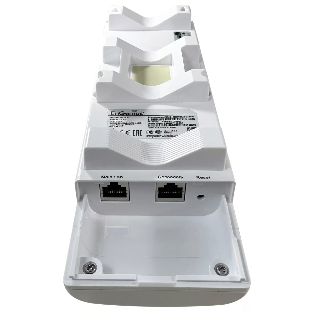 EOC600: Broadband Outdoor 5GHz Dual Radio 2×2 Point to Point WiFi 6 Bridge